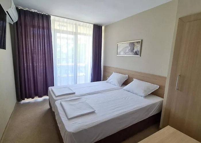 St. Sofia Китен